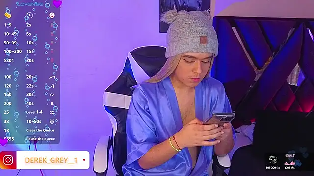 derek greyy  online show from 09/30/25, 06:36