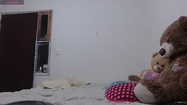 toxic sweet  online show from 03/06/26, 07:03