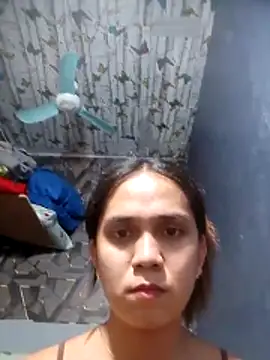 lexyyr17 online show from 04/11/26, 07:45