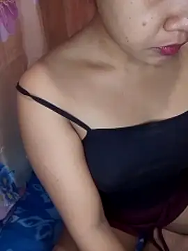 hotmomma8 online show from 04/29/26, 08:59