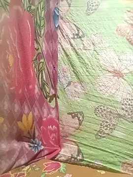 hotmomma8 online show from 09/11/25, 06:41