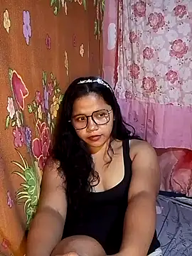 hotmomma8 online show from 04/08/26, 02:24