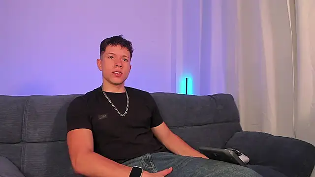 Snapshot of nathan_blake chatting on 09/28/25, 07:15 nathan blake online show from 09/28/25, 07:15