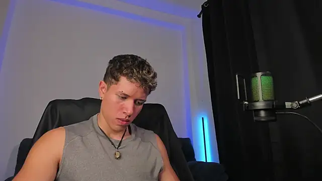 Snapshot of nathan_blake chatting on 02/08/26, 07:44 nathan blake online show from 02/08/26, 07:44