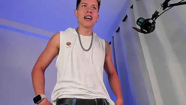 Snapshot of nathan_blake chatting on 01/11/26, 07:54 nathan blake online show from 01/11/26, 07:54