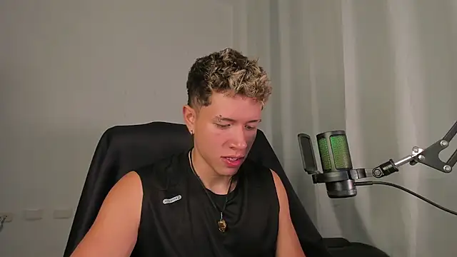 Snapshot of nathan_blake chatting on 01/08/26, 07:53 nathan blake online show from 01/08/26, 07:53