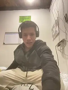 Snapshot of nathan_blake chatting on 02/27/26, 01:00 nathan blake online show from 02/27/26, 01:00