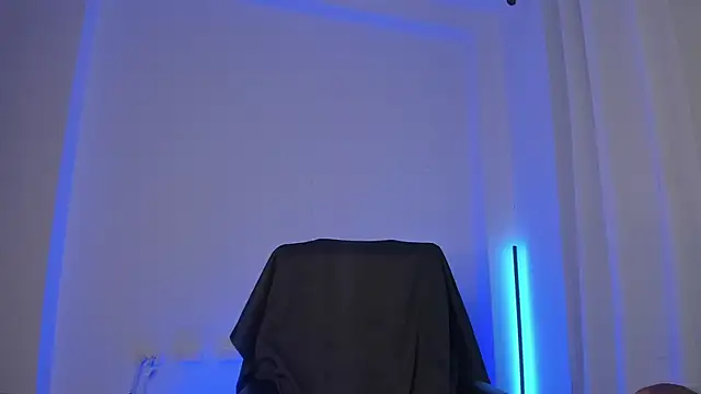 Snapshot of nathan_blake chatting on 12/22/25, 09:48 nathan blake online show from 12/22/25, 09:48