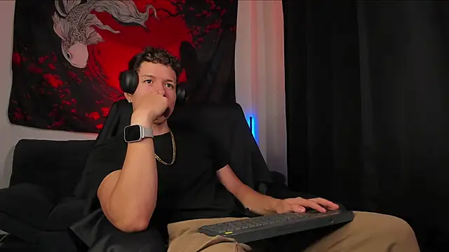 Snapshot of nathan_blake chatting on 02/25/26, 07:58 nathan blake online show from 02/25/26, 07:58