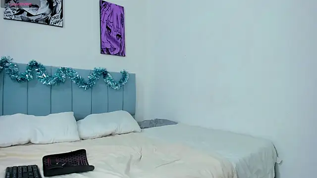 penelopestar 2 online show from 12/17/25, 04:06