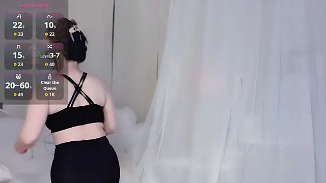 Amaya-yooo-36D online show from 11/15/25, 02:59