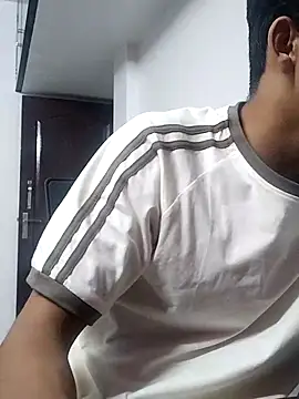 Snapshot of kjohn20 chatting on 02/08/26, 04:05 kjohn20 online show from 02/08/26, 04:05