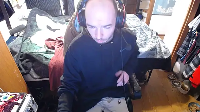 Snapshot of womenhateme69 chatting on 03/17/26, 10:51 womenhateme69 online show from 03/17/26, 10:51