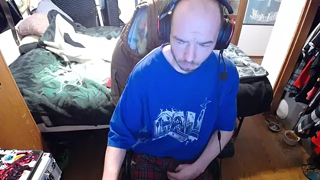 Snapshot of womenhateme69 chatting on 03/21/26, 10:52 womenhateme69 online show from 03/21/26, 10:52