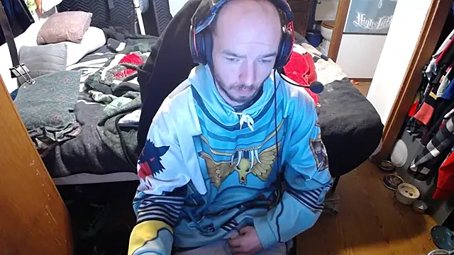 Snapshot of womenhateme69 chatting on 04/06/26, 09:32 womenhateme69 online show from 04/06/26, 09:32