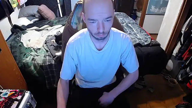 Snapshot of womenhateme69 chatting on 03/19/26, 11:10 womenhateme69 online show from 03/19/26, 11:10