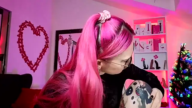 Snapshot of kulteacher chatting on 11/16/25, 08:30 kulteacher online show from 11/16/25, 08:30