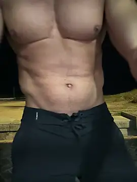 CasadoLutadorBigStuds online show from 11/19/25, 06:35