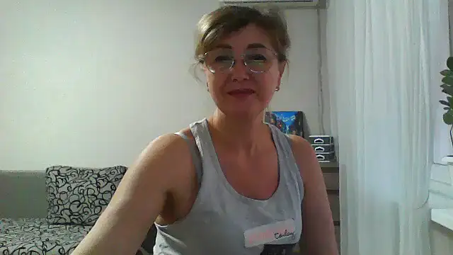 IrynaMolbertx online show from 01/06/26, 01:37