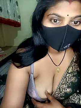 reena502 online show from 02/18/26, 11:45