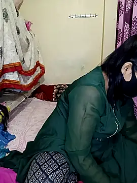 reena502 online show from 11/10/25, 05:29