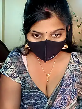 reena502 online show from 12/21/25, 12:13