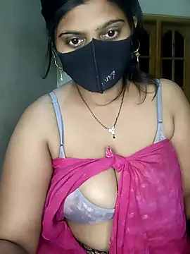 Snapshot of reena502 chatting on 05/22/26, 11:58 reena502 online show from 05/22/26, 11:58