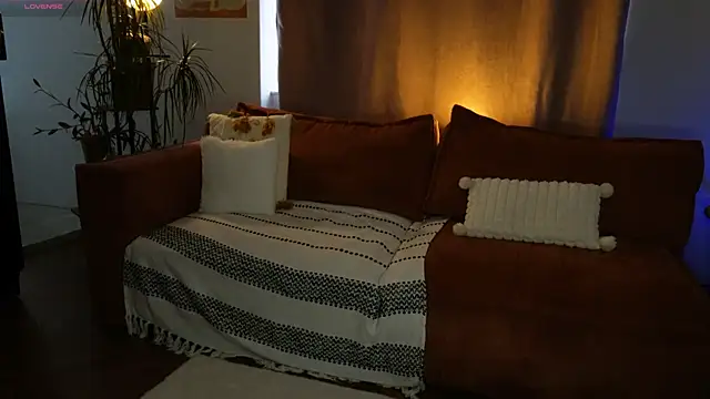 Eva Zill online show from 11/16/25, 09:25