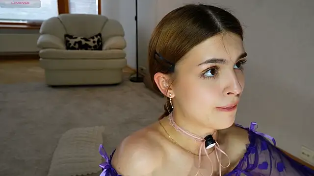 Eva Zill online show from 05/24/26, 08:14