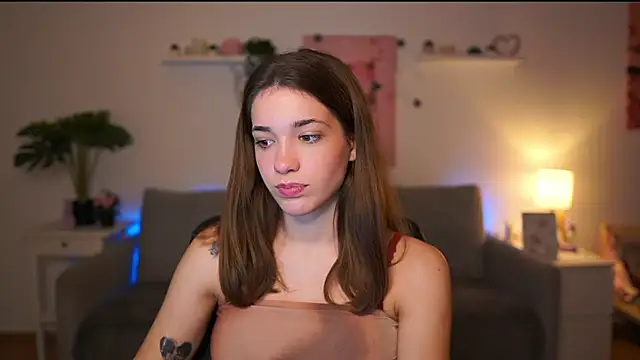 kissie cat online show from 12/18/25, 02:10