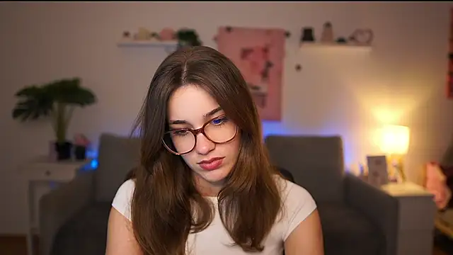 kissie cat online show from 02/12/26, 02:28