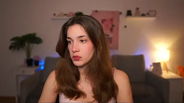 kissie cat online show from 04/08/26, 01:23