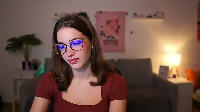 kissie cat online show from 10/25/25, 05:57