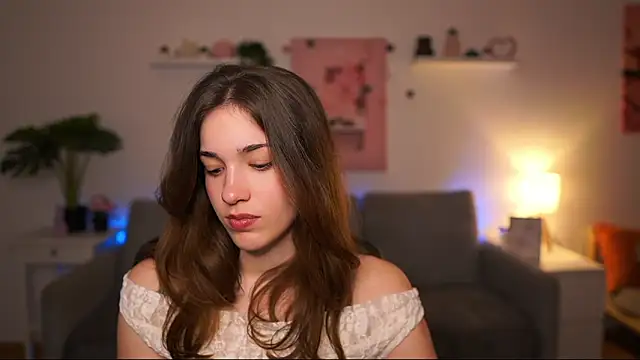 kissie cat online show from 04/15/26, 01:26