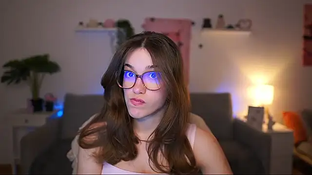 kissie cat online show from 03/24/26, 02:28