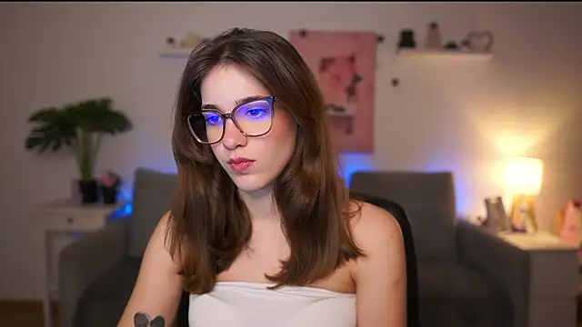 kissie cat online show from 02/02/26, 02:16