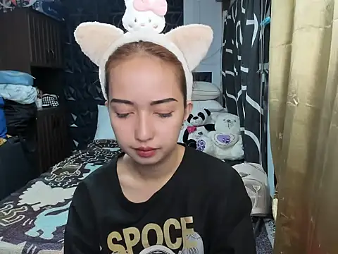 Soft Angel8 online show from 12/18/25, 05:45