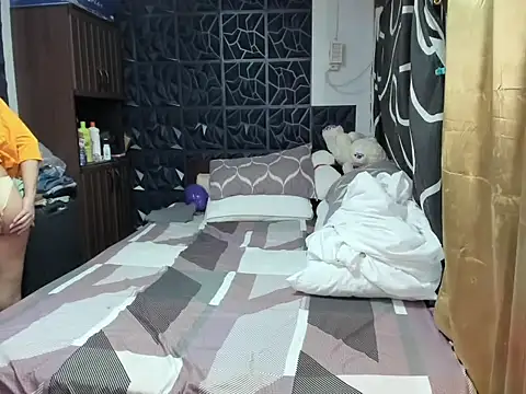 Soft Angel8 online show from 10/24/25, 05:39