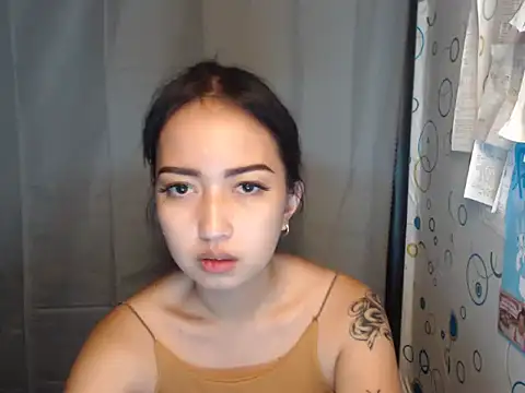 Snapshot of Soft_Angel8 chatting on 05/07/26, 04:50 Soft Angel8 online show from 05/07/26, 04:50