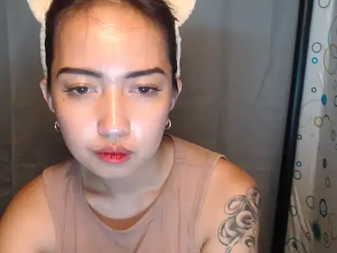 Snapshot of Soft_Angel8 chatting on 05/25/26, 04:49 Soft Angel8 online show from 05/25/26, 04:49