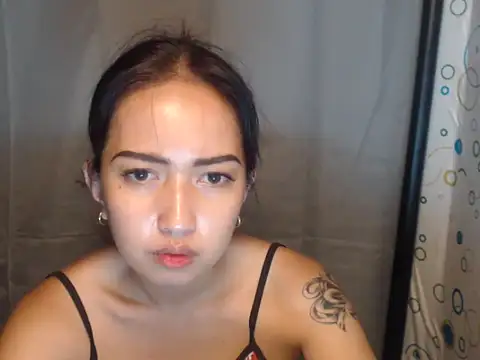 Snapshot of Soft_Angel8 chatting on 05/22/26, 06:06 Soft Angel8 online show from 05/22/26, 06:06