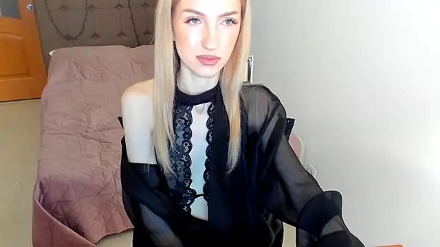 Snapshot of AndrianaBelle chatting on 11/30/25, 05:14 AndrianaBelle online show from 11/30/25, 05:14