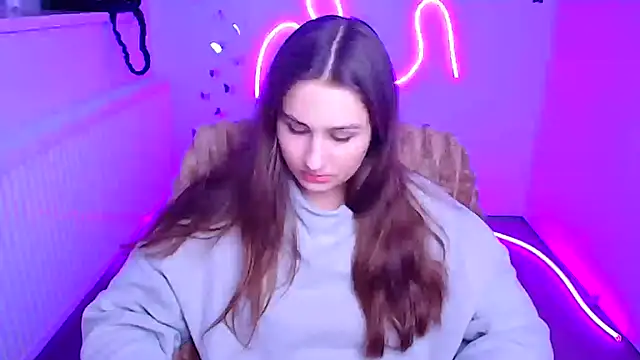 Stefanie Sweet online show from 02/17/26, 12:24