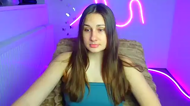 Stefanie Sweet online show from 04/18/26, 05:43