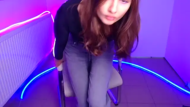 Stefanie Sweet online show from 10/26/25, 06:25