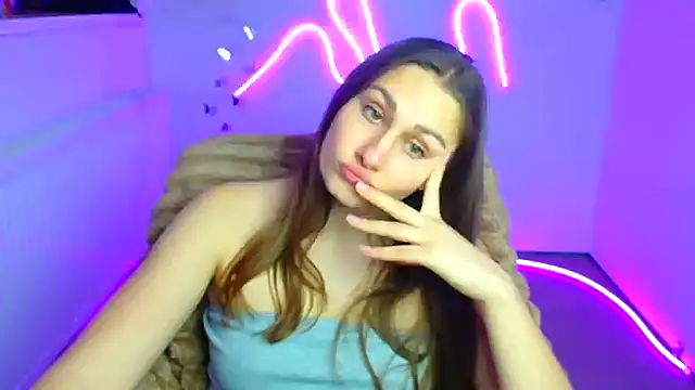 Stefanie Sweet online show from 04/09/26, 11:49