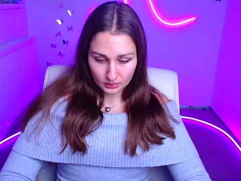 Stefanie Sweet online show from 11/07/25, 06:40