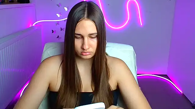 Snapshot of Stefanie_Sweet chatting on 07/17/26, 05:37 Stefanie Sweet online show from 07/17/26, 05:37