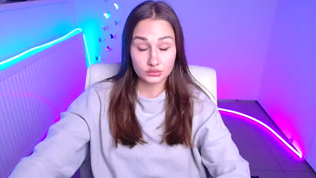 Stefanie Sweet online show from 10/16/25, 11:29