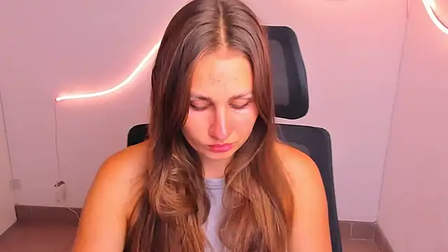 Stefanie Sweet online show from 09/09/25, 05:39